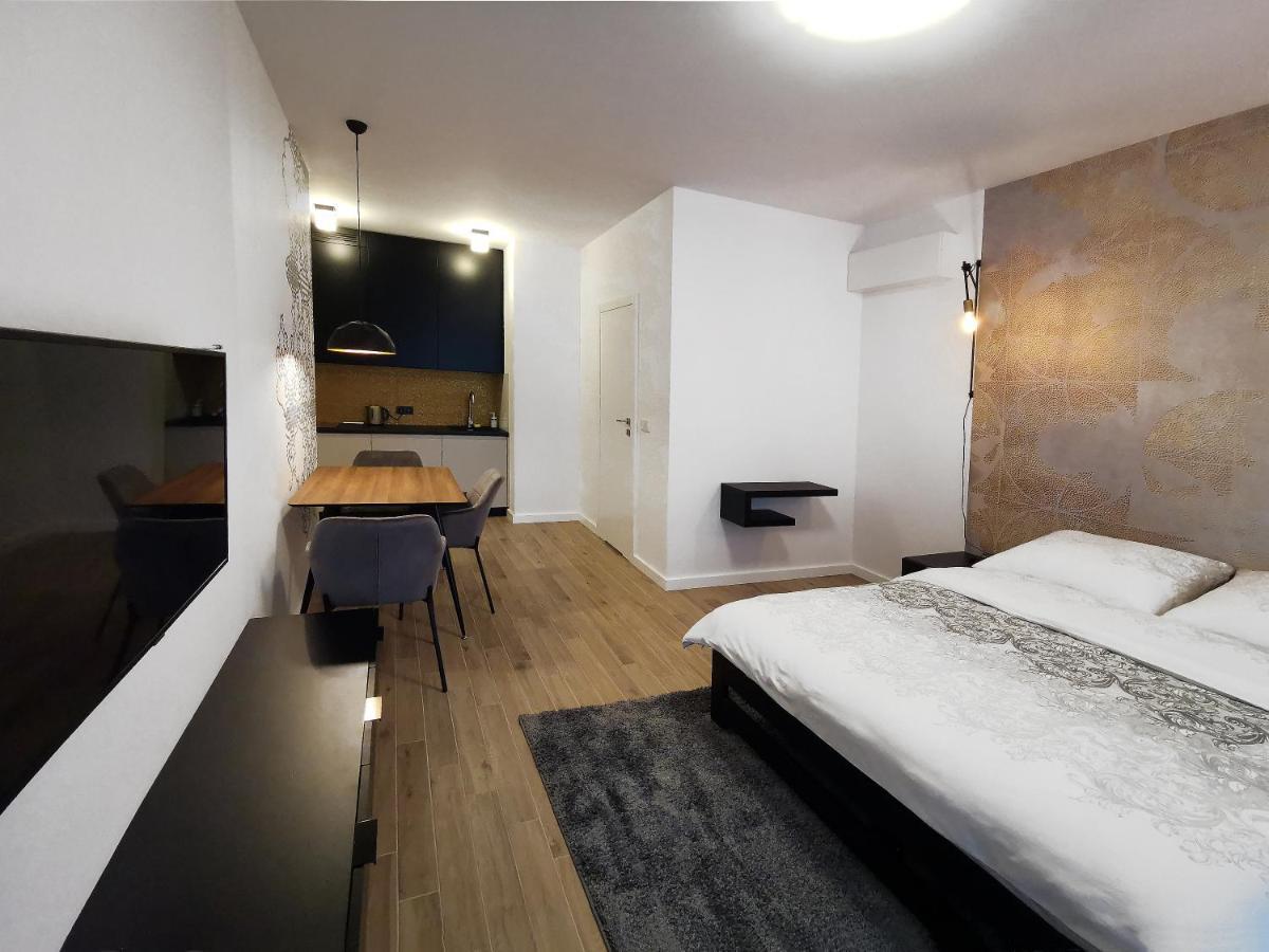 Come&Stay Apartments Wola วอร์ซอ ภายนอก รูปภาพ