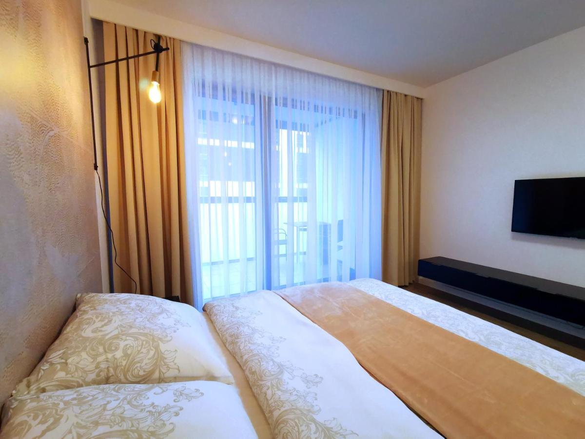 Come&Stay Apartments Wola วอร์ซอ ภายนอก รูปภาพ