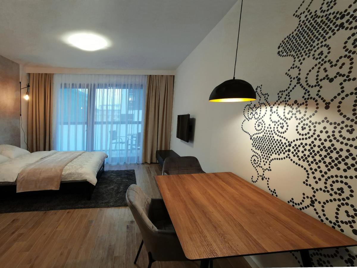 Come&Stay Apartments Wola วอร์ซอ ภายนอก รูปภาพ