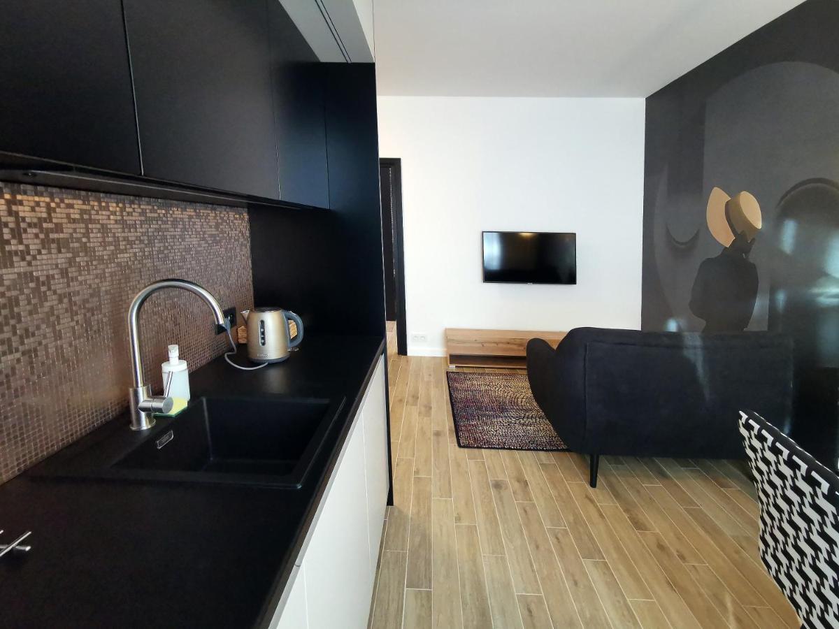 Come&Stay Apartments Wola วอร์ซอ ภายนอก รูปภาพ